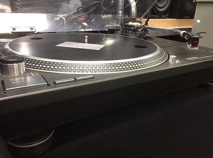 TECHNICS SL-1200MK3 をはじめ、PIONEERからDJM-300/DJM-350、その他