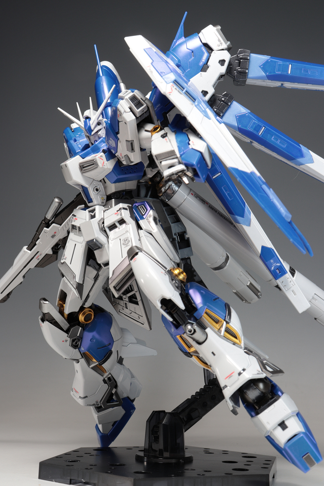 RG Hi-νガンダム チタニウムフィニッシュ 完成 : デンデロの消失
