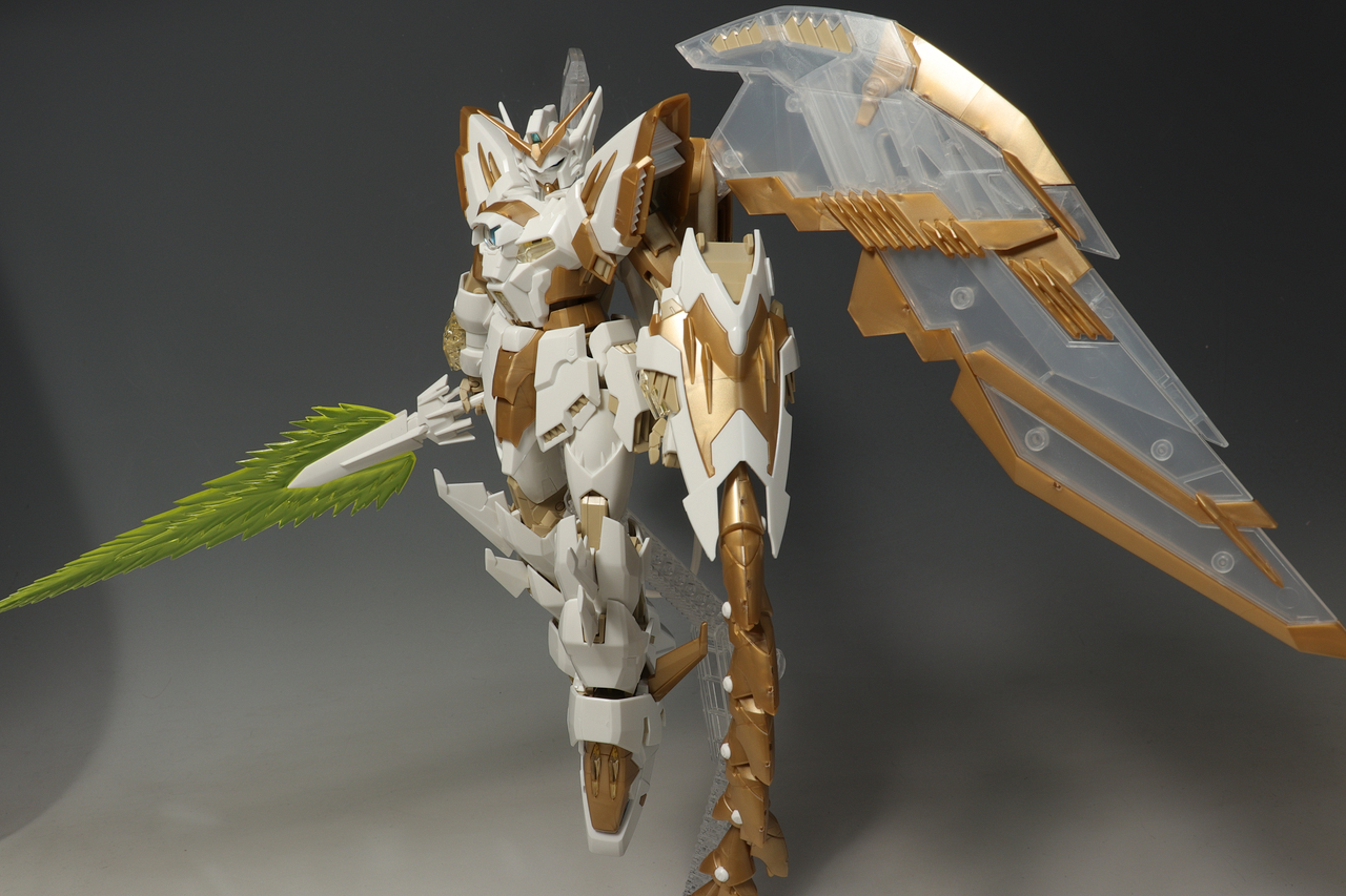 MG ガンダムエピオンEW ［CROSS CONTRAST COLORS / CLEAR WHITE