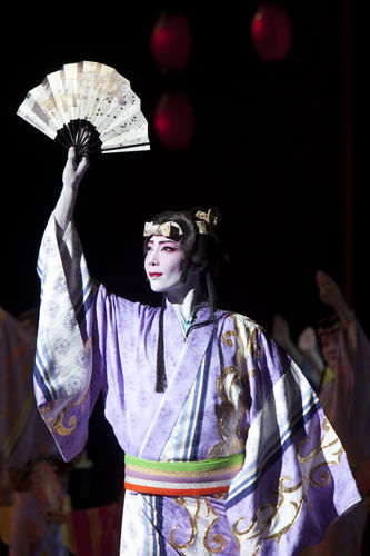 星組公演フォト・レビュー『宝塚 花の踊り絵巻ー秋の踊りー』 : 宝塚