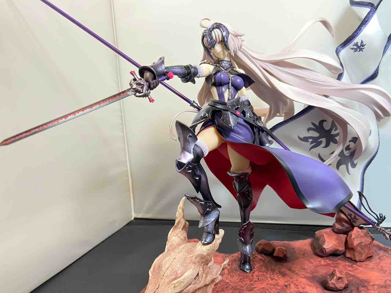 ジャンヌ・ダルク オルタ 昏き焔を纏いし竜の魔女 1/7 リコルヌ の写真