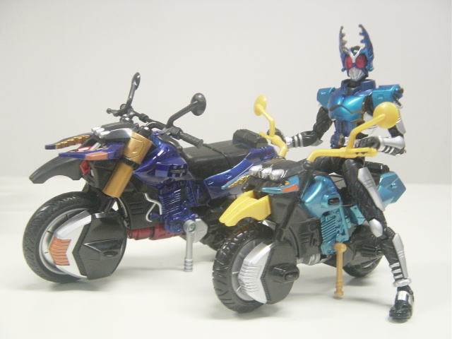 バイクに乗るからライダーなのです : PLASTIC STYLE COMMUNICATIONZ