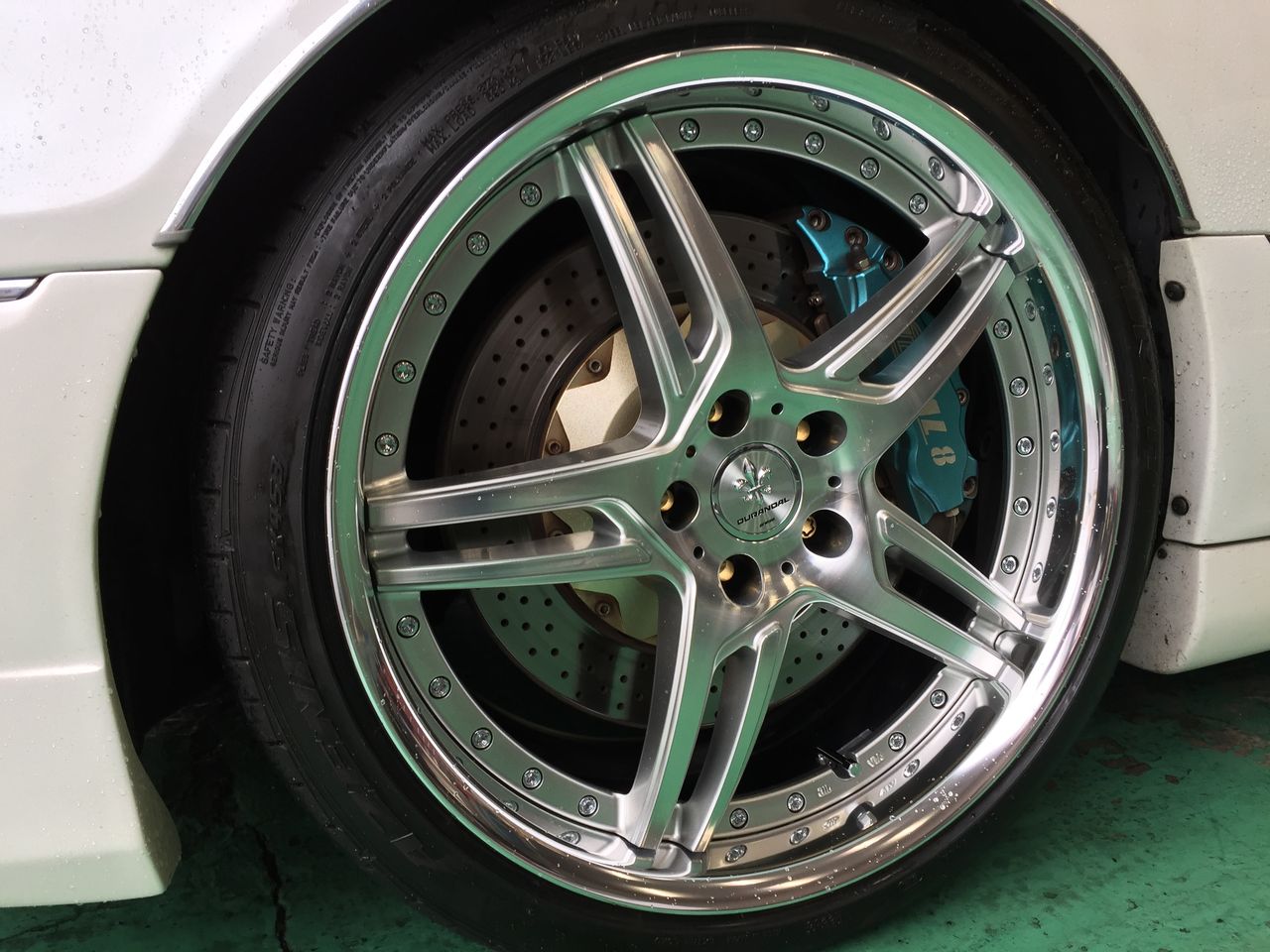 UCF31セルシオにワーク20インチ装着 : 平山タイヤサービス＊店長の独り言＊