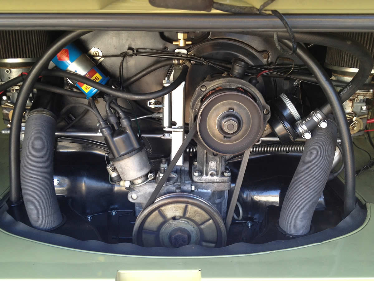 オイルブリーザータンク : HOLYSMOKE