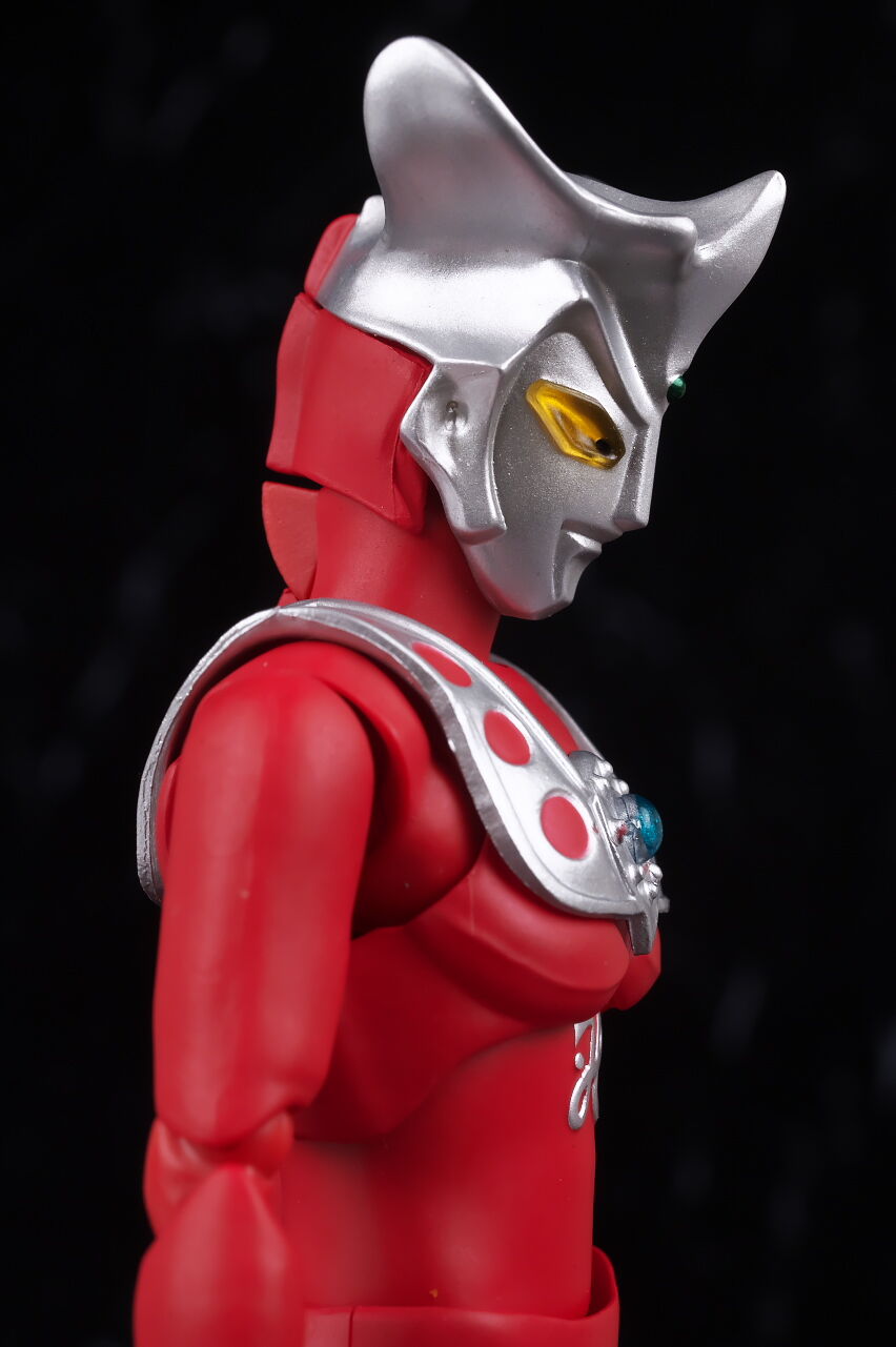 S.H.フィギュアーツ ウルトラマンレオ レビュー : はっちゃか