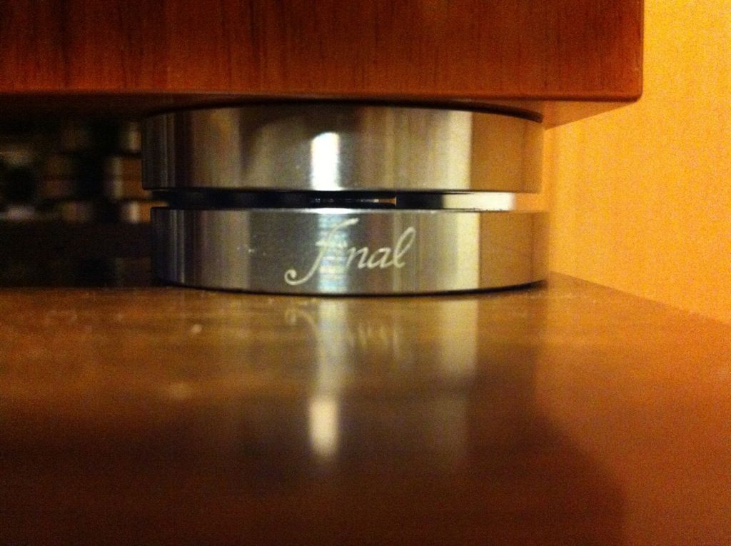 final audio designのインシュレーターDARUMA SANを試してみた