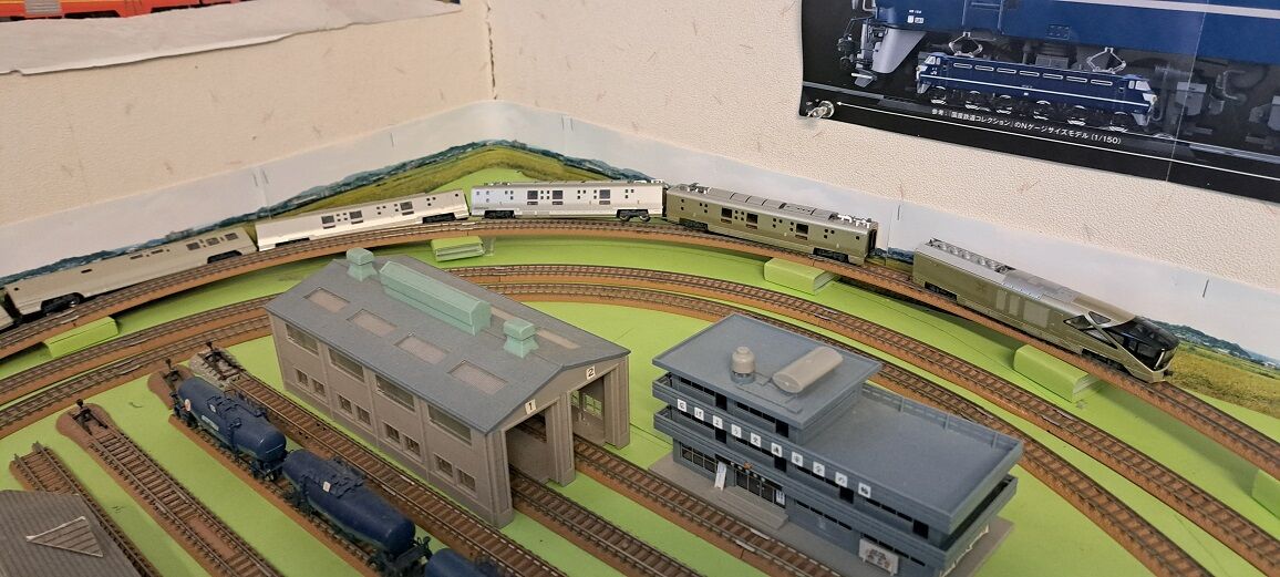 KATO-E001形TRAIN SUITE 四季島10両セットから4 : 鉄道模型おもちゃ倶楽部