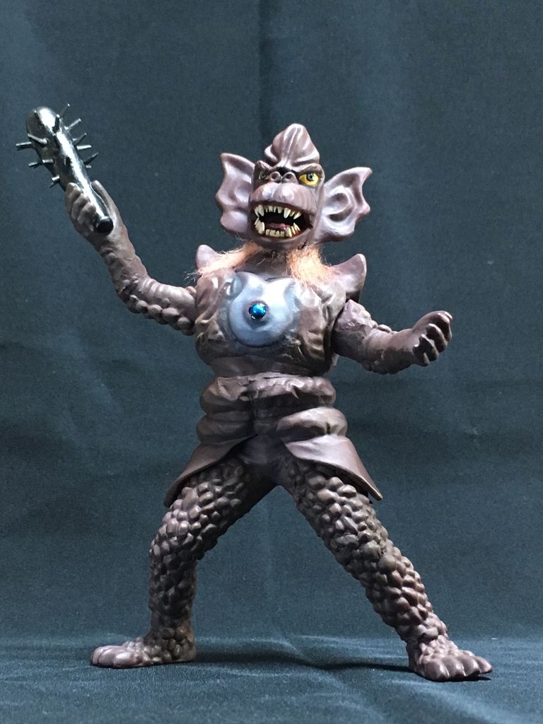 完成‼︎ 泥棒怪獣ドロボン 〜ひとりウルトラシリーズ祭3 : 海豹屋・Kのblog