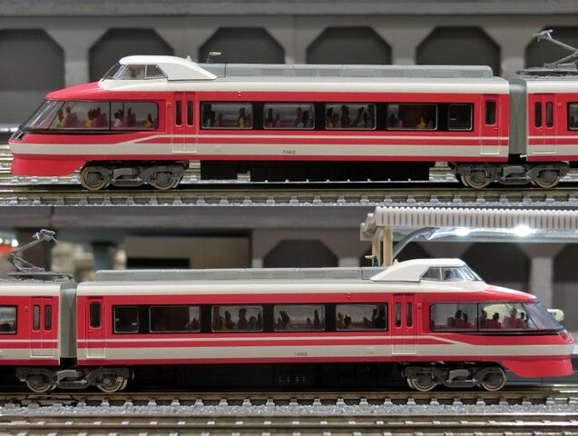 TOMIX改 小田急ロマンスカー7000形｢LSE｣新塗装 : 横浜西部急行の備忘録