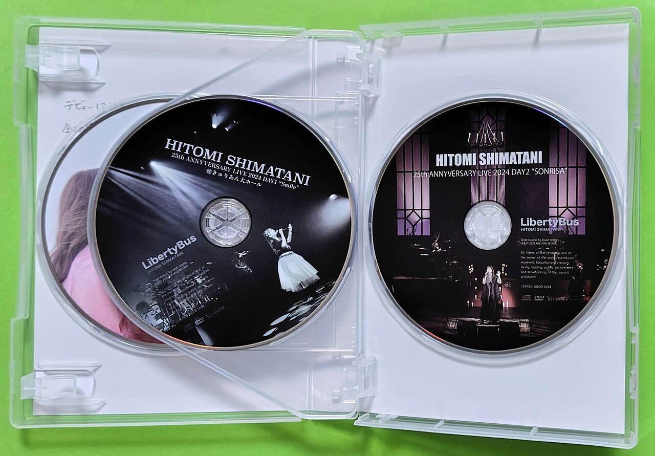 様々なライブを収録したDVD5枚付き！11thアルバム】Liberty Bus ＜Type