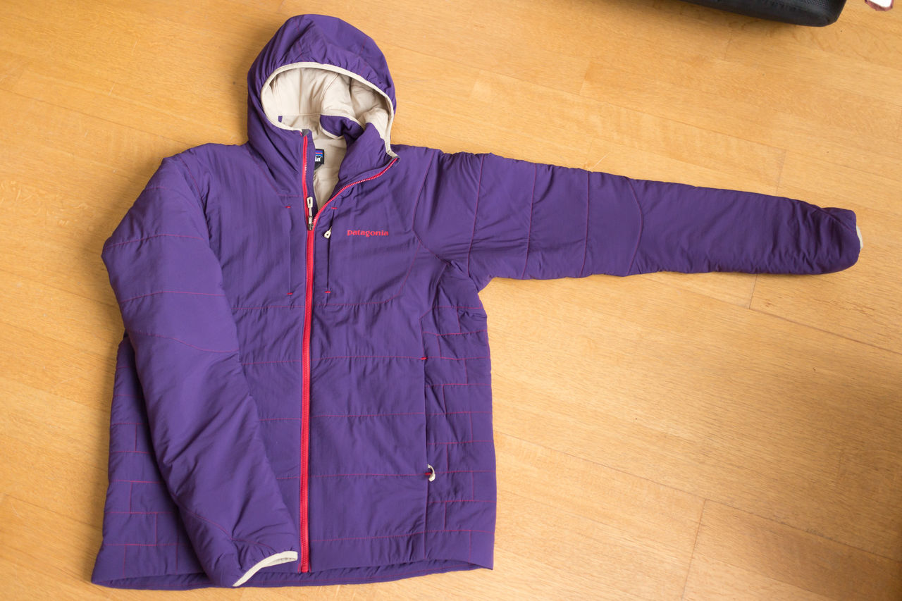 確かに軽くて着心地良し！ 〜 patagonia ナノエア フーディ : 山に野に