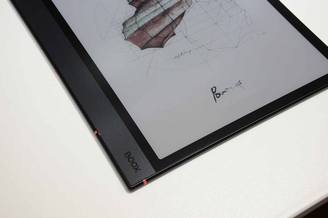 最新の電子ペーパー端末はカラーでサクサク動く！ ＜BOOX カラー電子