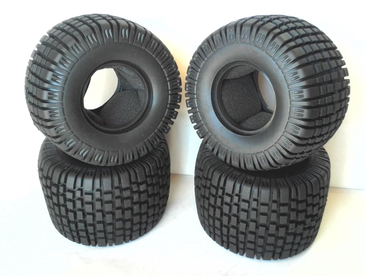 ☆タミヤ ランチボックス 用 ブロック タイヤ : GYAR RC ブログ