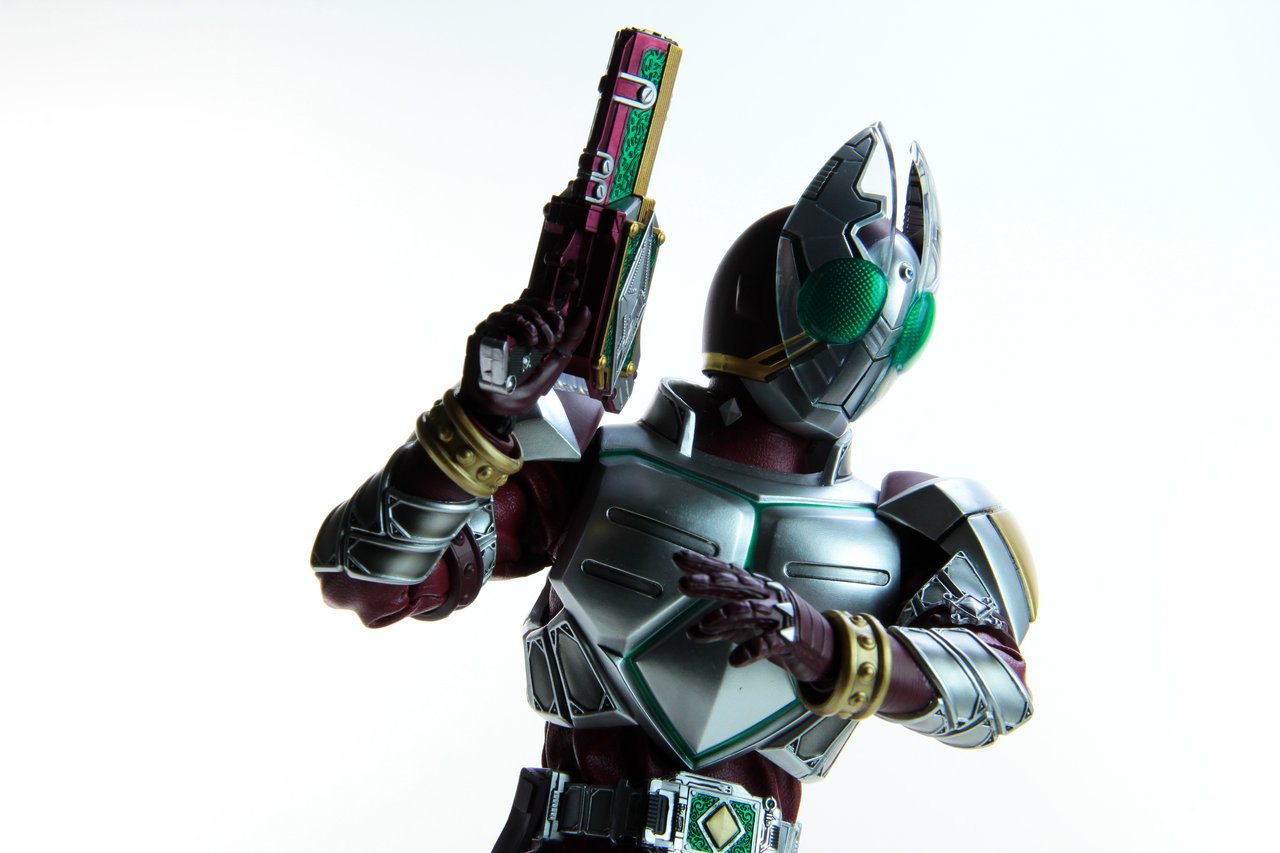 メディコムトイ RAH 仮面ライダーギャレン レビュー : たごさく