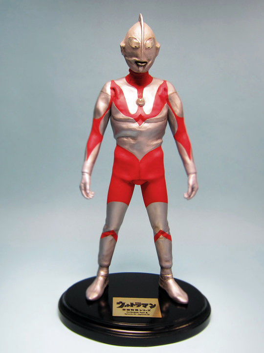 ハンサムタロウエム謹製 ウルトラマン TYPE A 電飾発光改造！ : Yaman