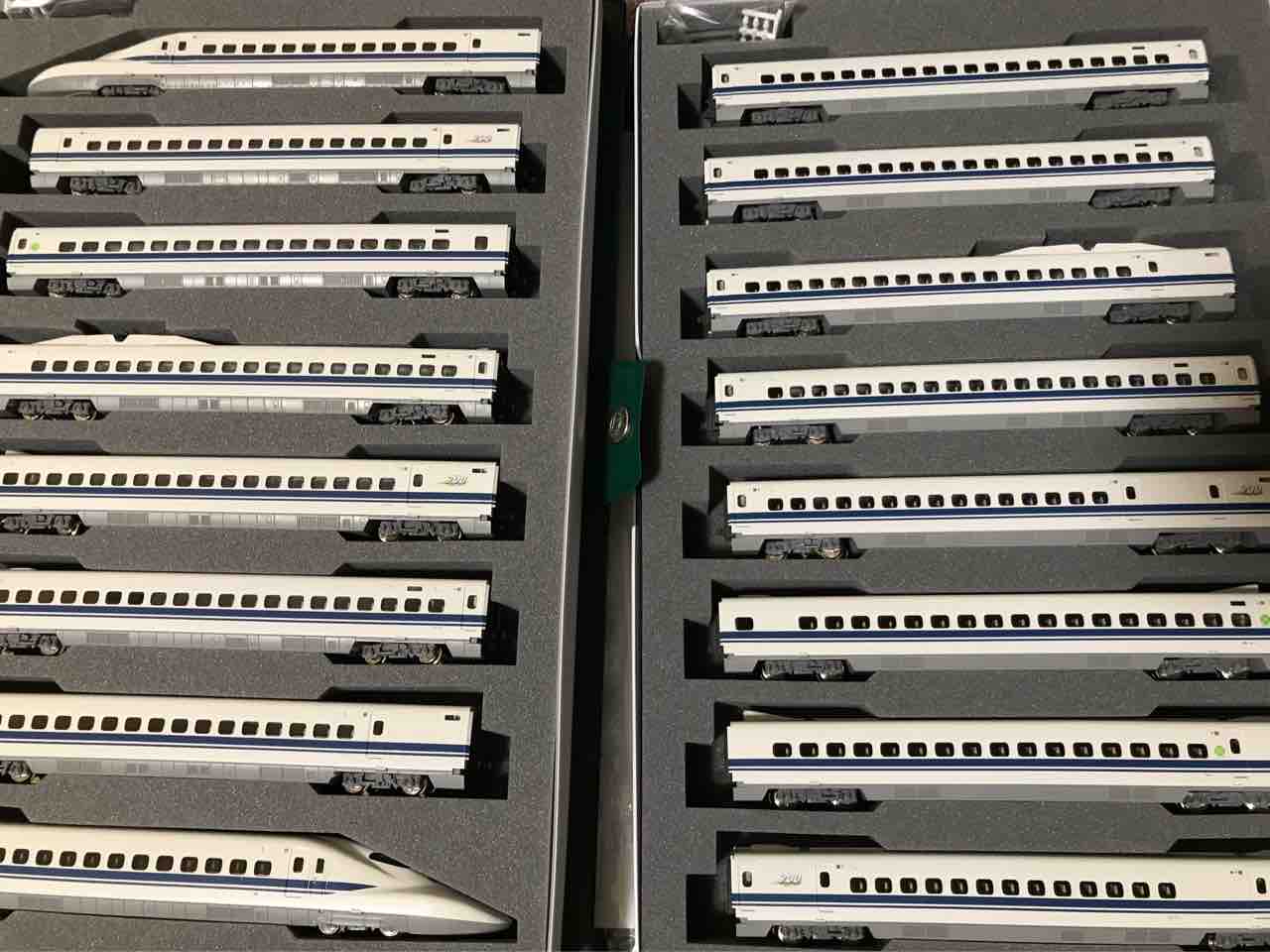 KATO 700系新幹線のぞみ入線！ - れいるのおと