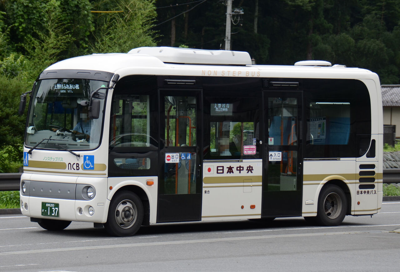 日本中央バス 小型車② : ざっしーのただ載せてゆくだけ