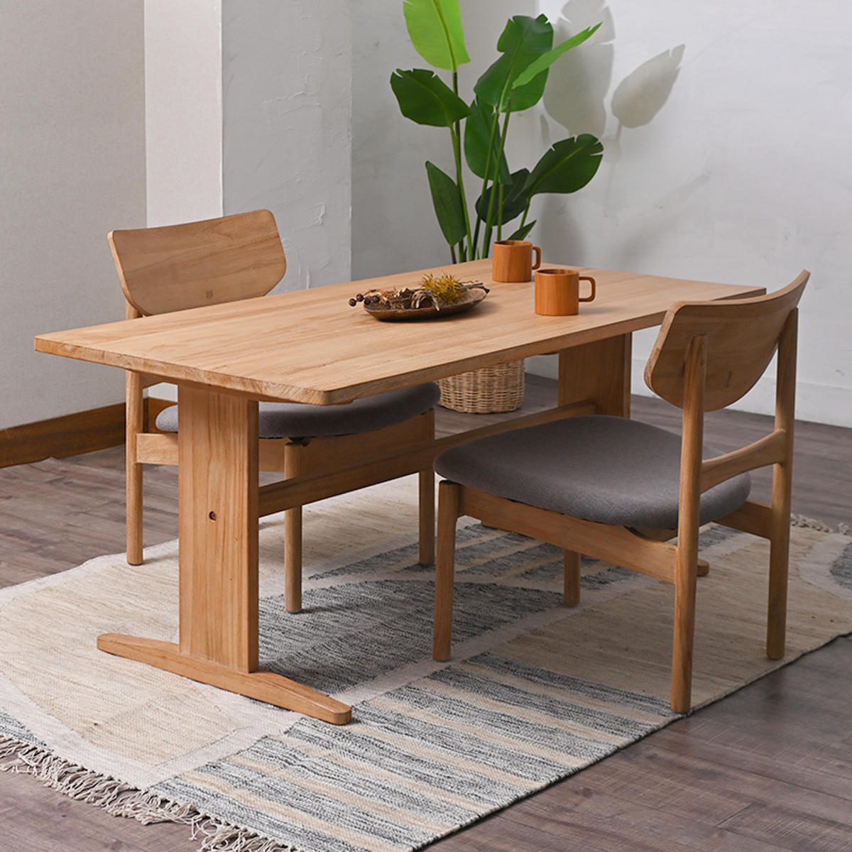 ダイニングチェア ロータイプ チーク無垢材 CALM 座面高37cm （ 食卓