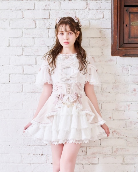 フリルカラーダブルリボンカットトップス ｜ LIZ LISA（リズリサ）公式