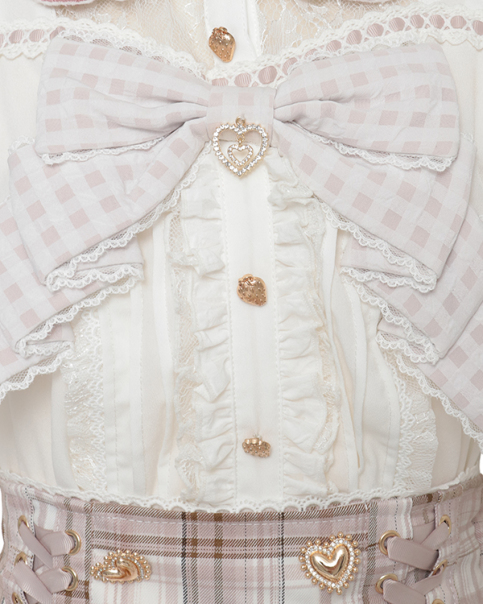 ストロベリー刺繍ブラウス ｜ LIZ LISA（リズリサ）公式通販 ｜ Tokyo