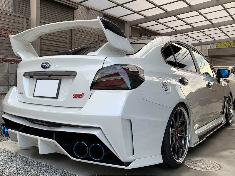 WRXSTI VA型 リベラル隼テールランプ 絶版色ミッドナイトブラック WRX