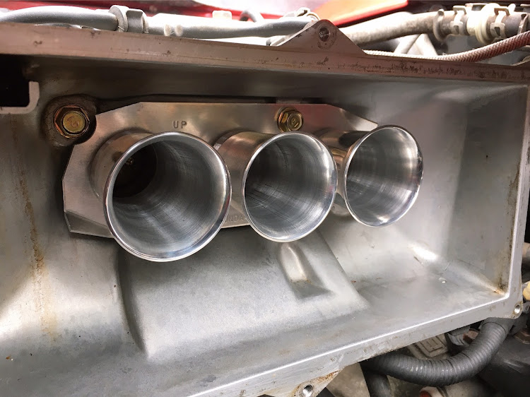 ビートのエアファンネル・エアフィルター交換に関するカスタム事例｜車