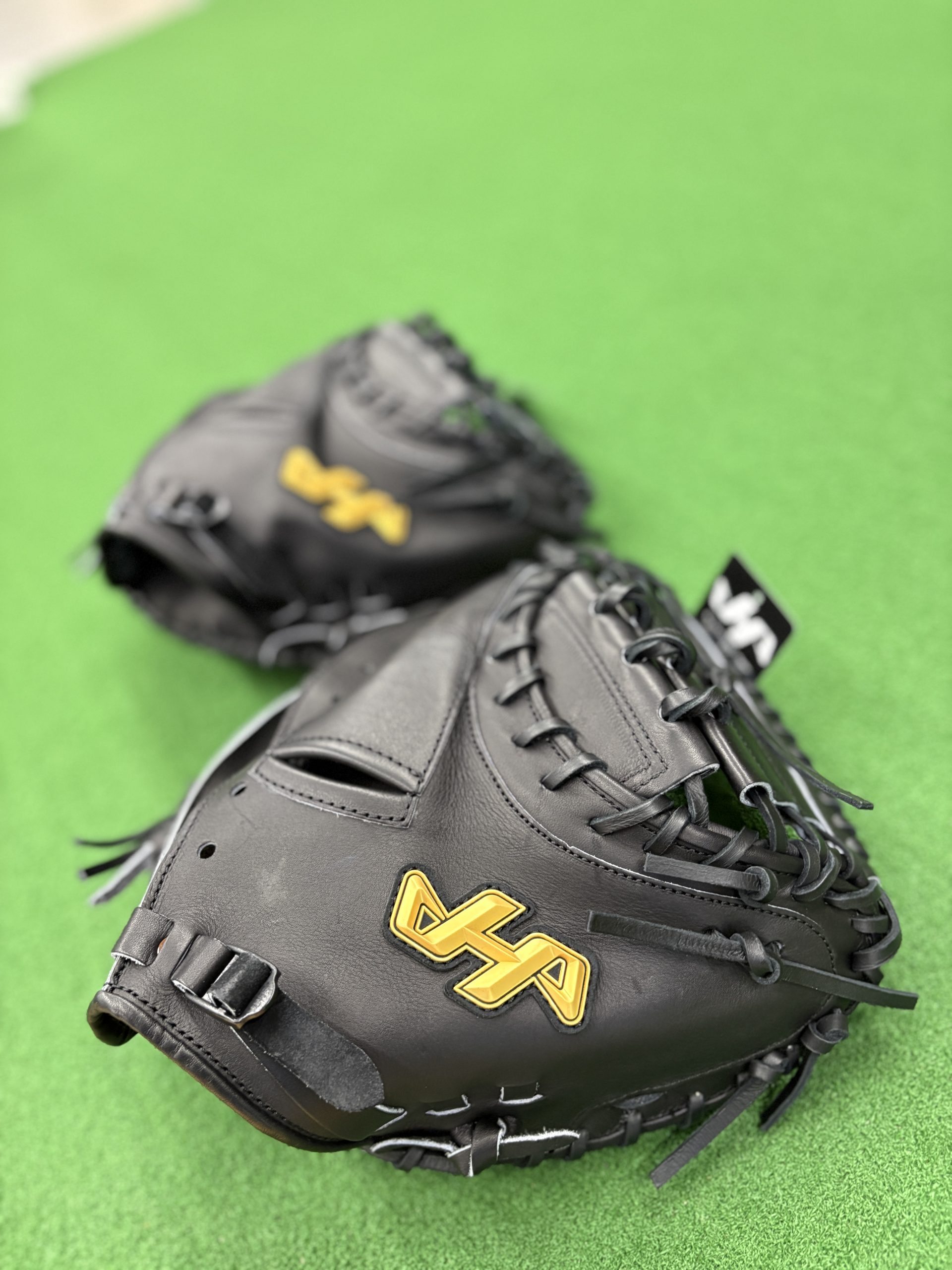 甲斐拓也選手本人仕様 ハタケヤマ硬式キャッチャーミット M8型