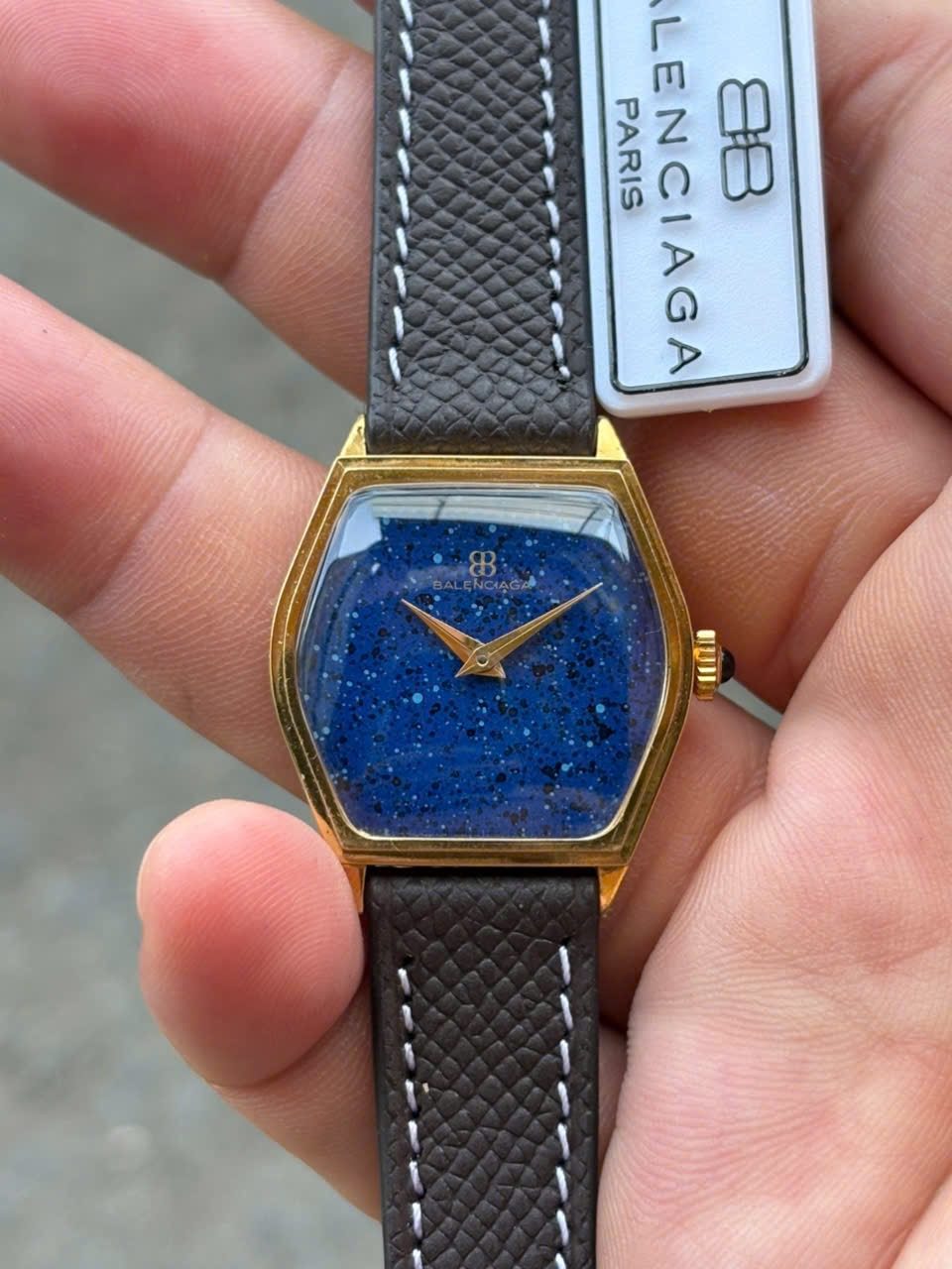 Balenciaga Lady manual winding 17 jewels Vintage watch, case no