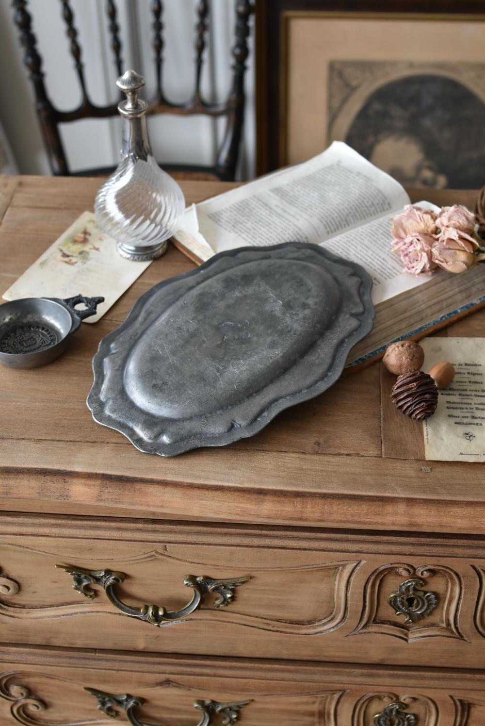 エタンオーバルプレート.3 花リムプレート アンティーク皿 ピューター 錫