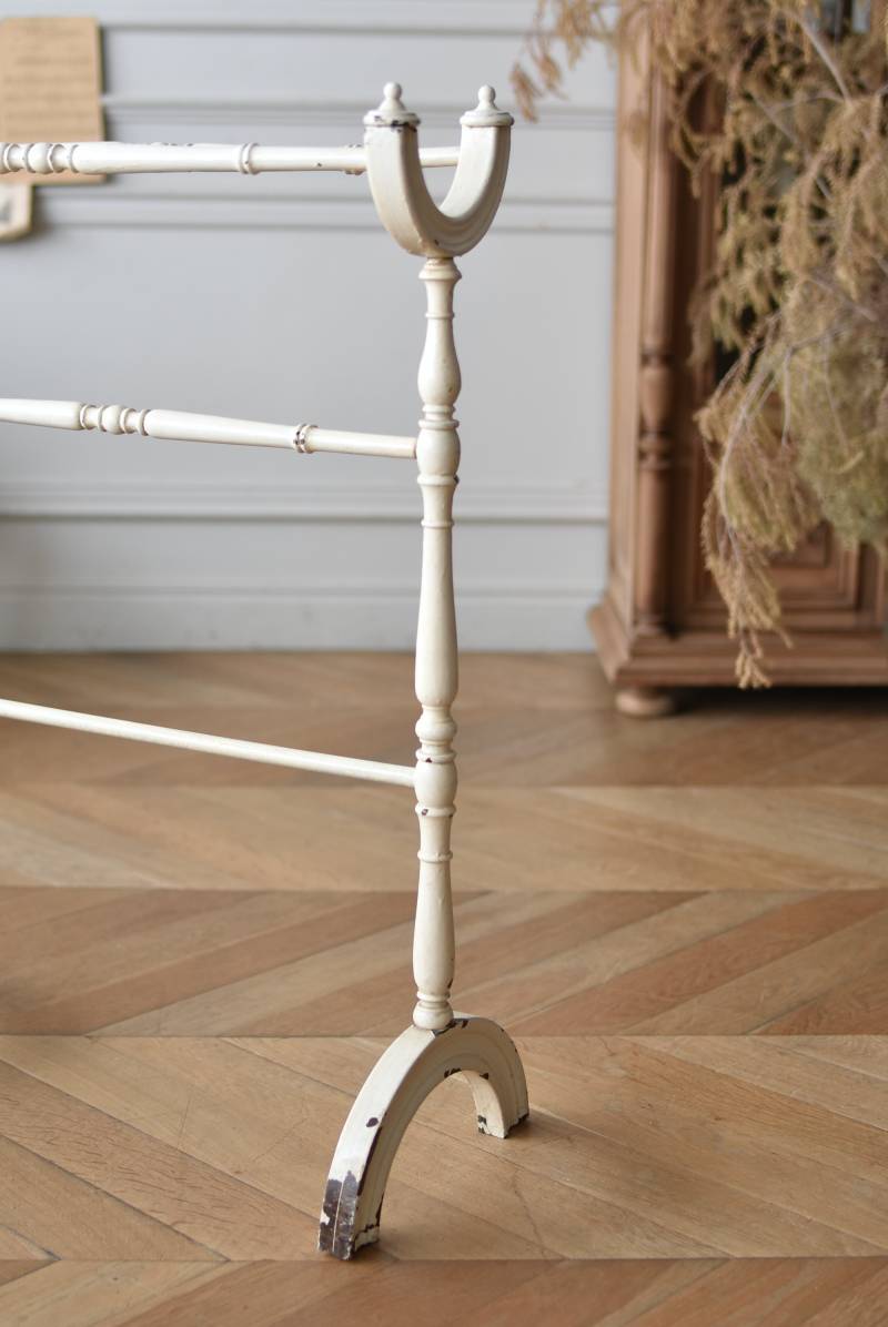 フランスアンティーク家具 タオルハンガーラック.2 フレンチシャビー