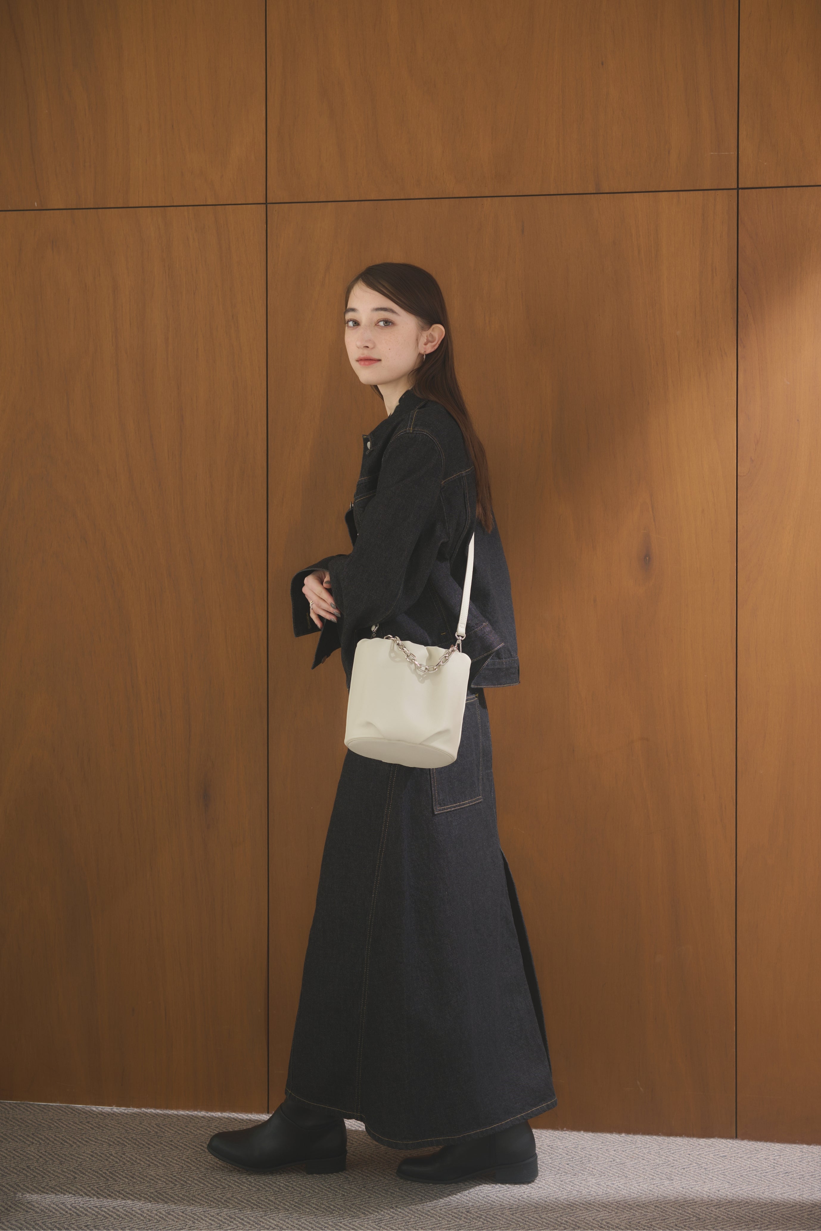 国産アップルレザー製「Apple 4Way Gather Bag」| LOVST TOKYO