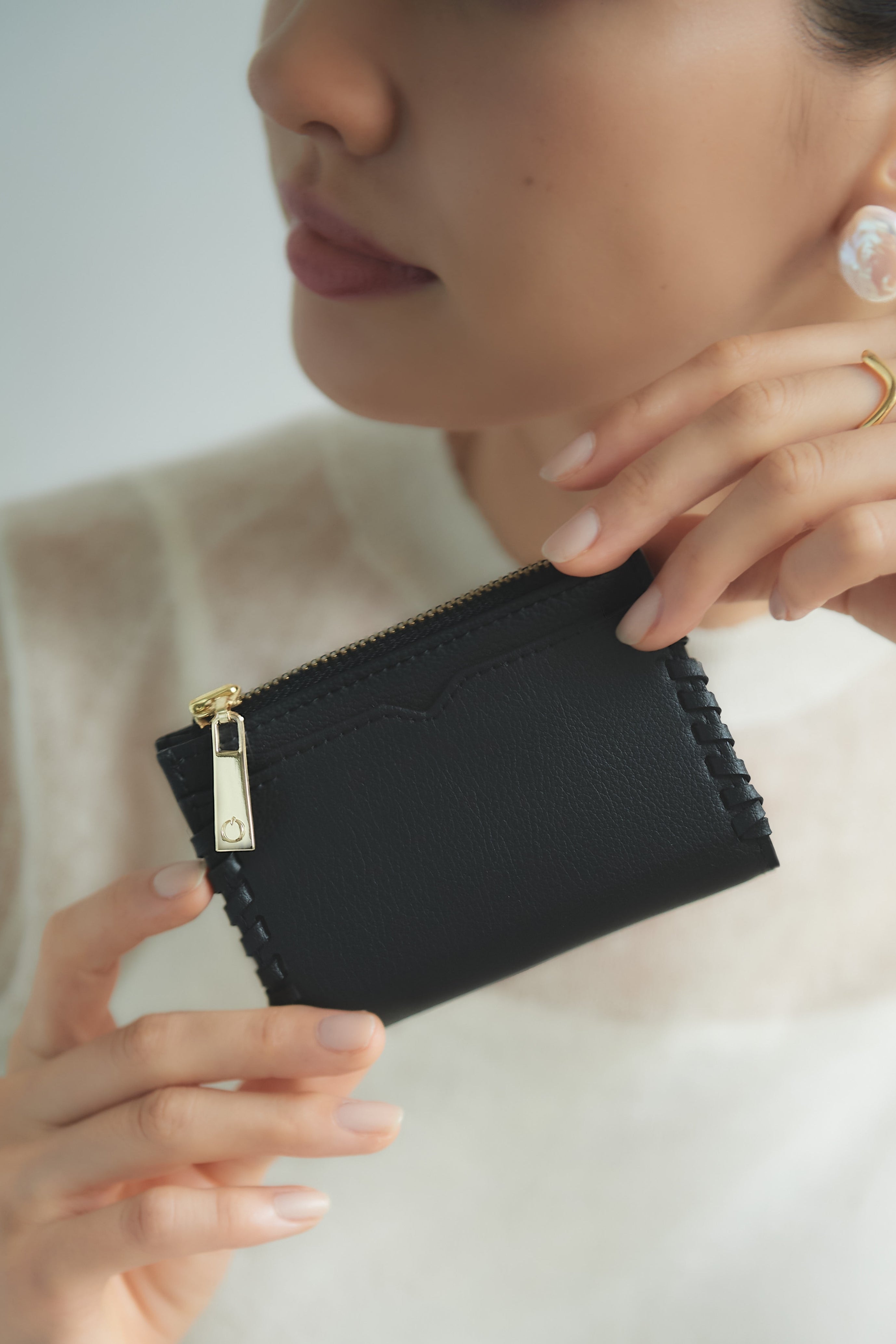 グレープレザー製コンパクトウォレット 「Grape Vine Wallet」 | LOVST