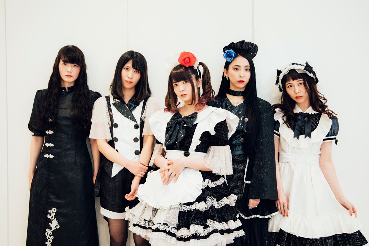 BAND-MAID、さらに広い世界へ 新作『Unseen World』とエンタメを語る