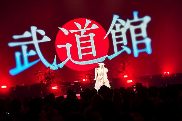 Reol「逃げ場だった音楽が居場所となった」10年の軌跡を凝縮「Reol