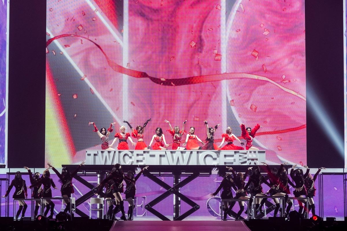 TWICE、東京ドーム3Days初日公演オフィシャルレポ「ONCE！ 会いたかっ