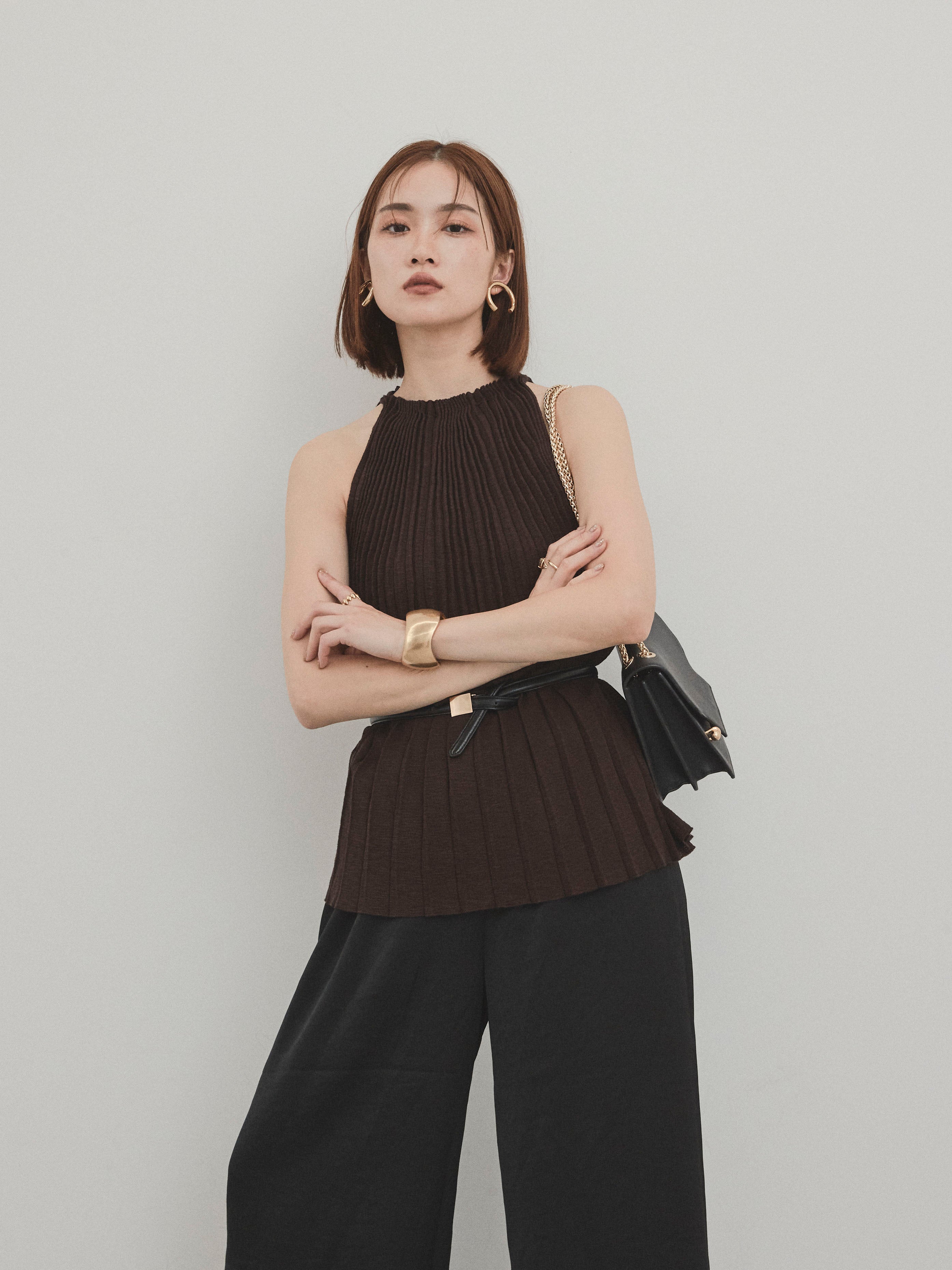 予約]プリーツニットキャミソール/ブラウン – Lumier
