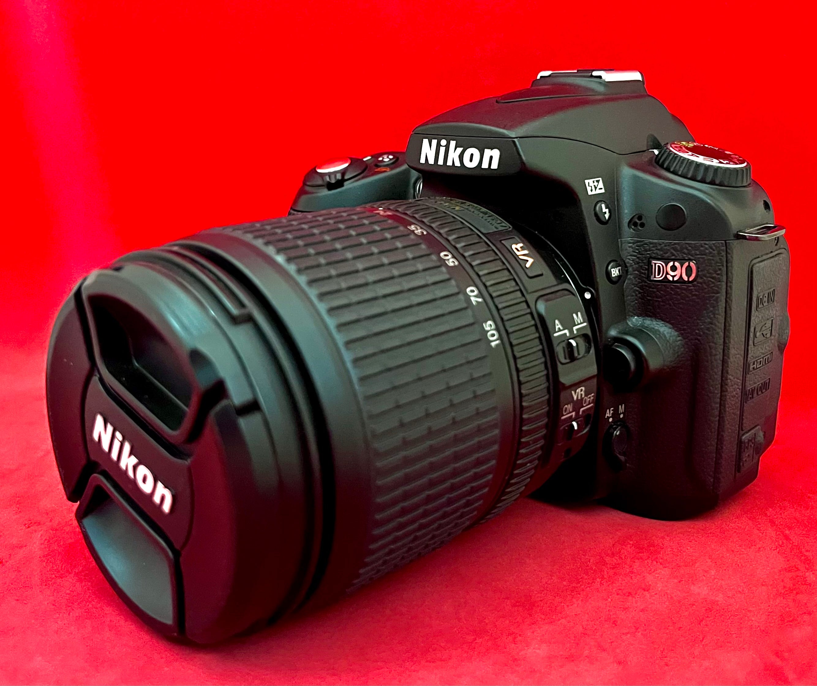 Nikon D90 with Lens 18-105mm (used) – Luck Tech Cameras