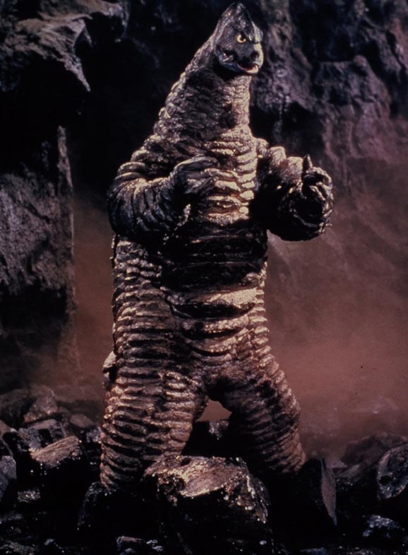 どくろ怪獣 レッドキング二代目 – 円谷ステーション – ウルトラマン