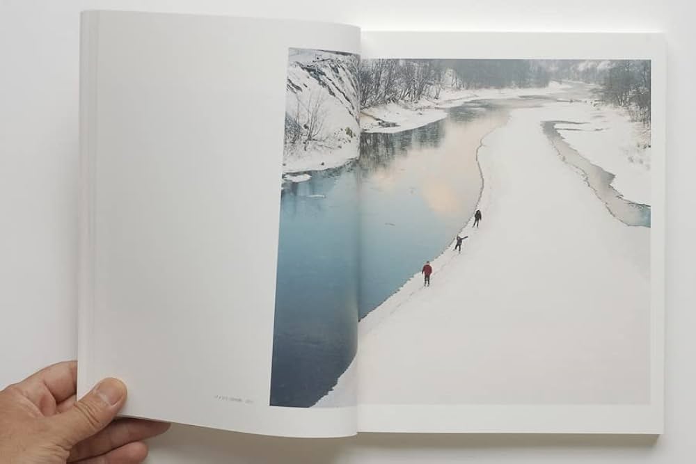 Amazon.co.jp: 新田樹写真集『Sakhalin』 : 新田樹: ゲーム