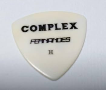 Amazon.co.jp: 布袋寅泰 complex ピック ギターピック g柄 4枚 セット