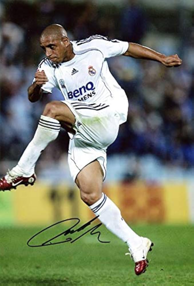 Amazon.co.jp: ロベルトカルロス レアルマドリード 直筆サイン入り