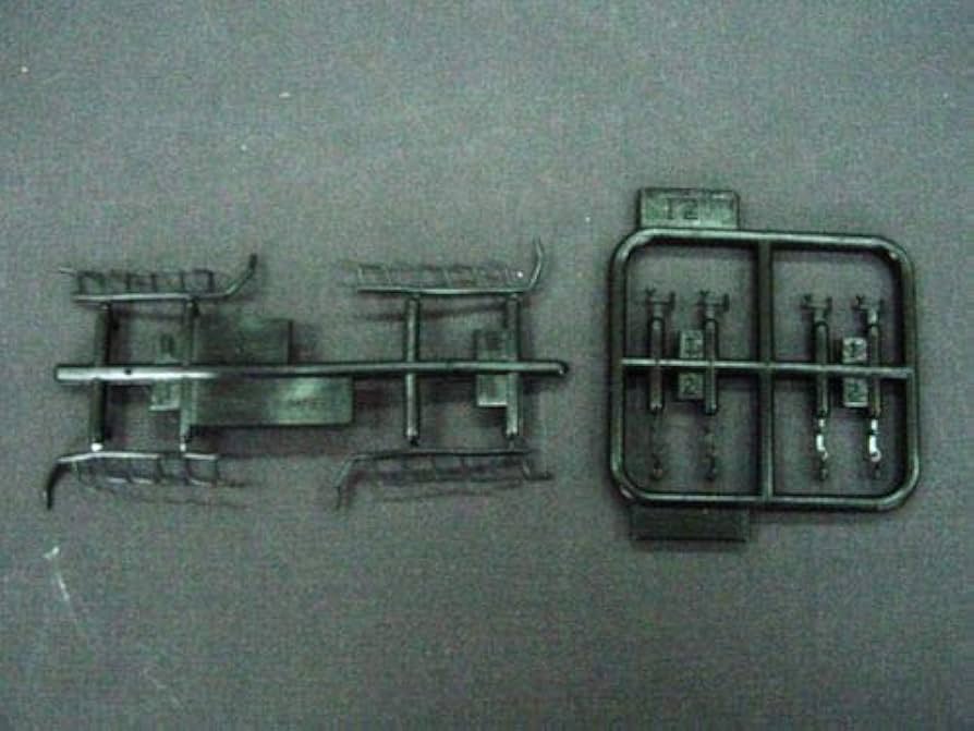 Amazon | トランペッター 1/32 ロッキード P-38L-5-LO ライトニング