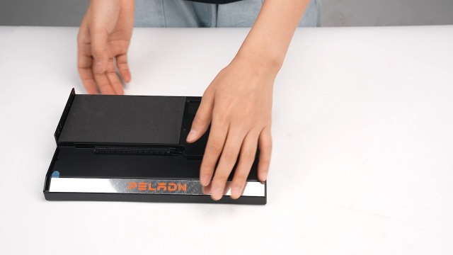 Amazon.co.jp: Thunderbolt 3 ラップトップ用 GPU エンクロージャ