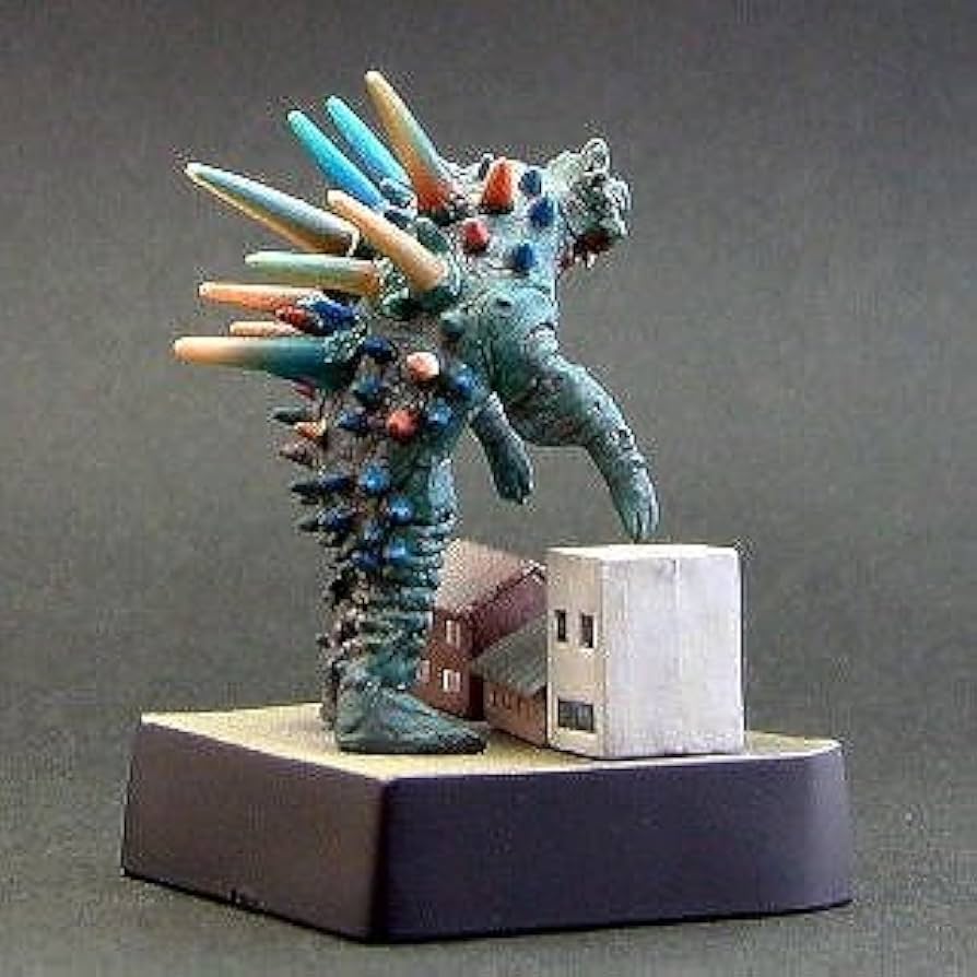 Amazon.co.jp: 絶版 帰ってきたウルトラ怪獣名鑑 怪獣チャンネル編