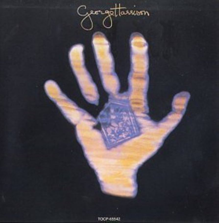 Amazon.co.jp: リヴィング・イン・ザ・マテリアル・ワールド: ミュージック