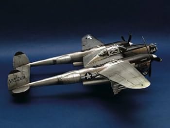Amazon | トランペッター 1/32 ロッキード P-38L-5-LO ライトニング