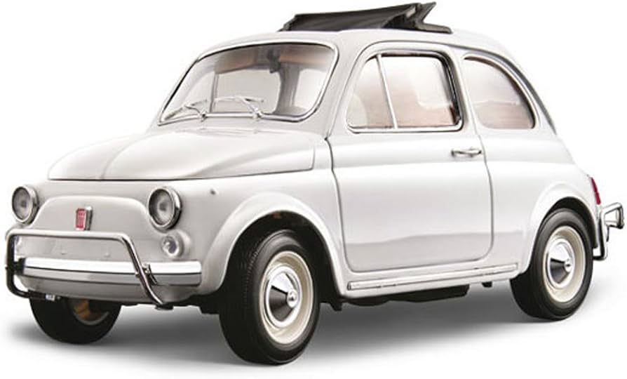 Amazon | 1/18 フィアット500 L（1968）ホワイト - 12035ダイキャスト