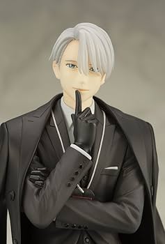 Amazon.co.jp: ARTFX J ユーリ!!! on ICE ヴィクトル・ニキフォロフ 1