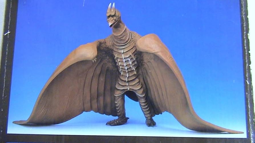 Amazon.co.jp: ツクダホビー ソフビキット 1/160 空の大怪獣 ラドン