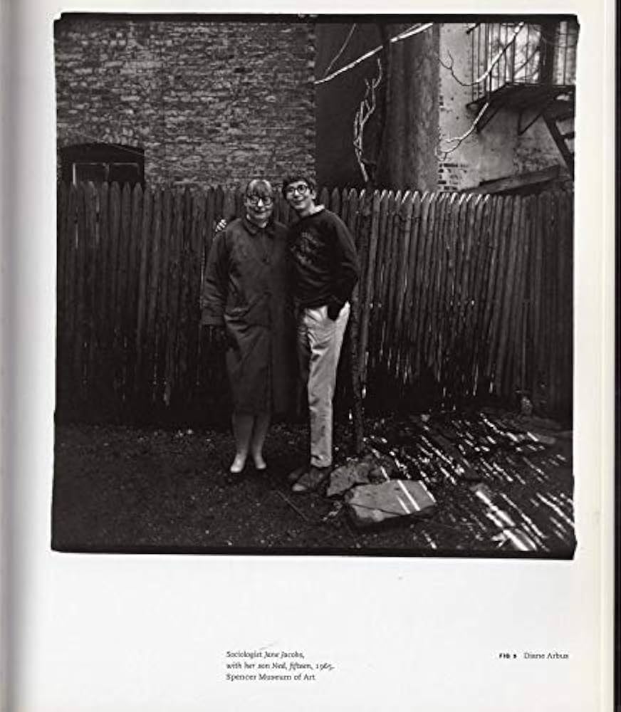 Diane Arbus: Family Albums: Lee, Anthony W., Pultz, John